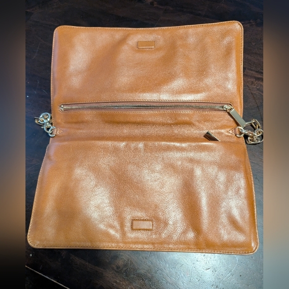 Tory Burch Reva Tan Leather Clutch - Picture 5 of 7